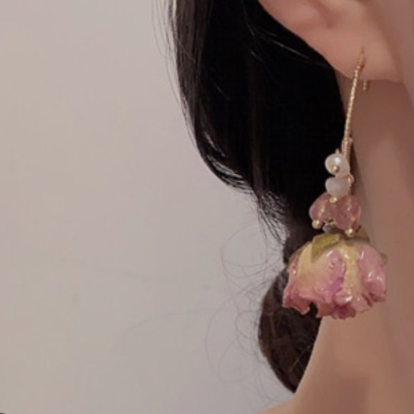 Gold Plated Eternal Flower Natural Freshwater Pearls Earrings - Picture 11 of 15